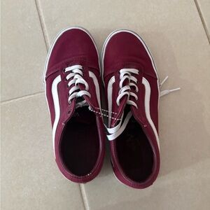 Vans Ward Low Top Sneakers - Burgundy / Maroon - Women's 8.5 skater grunge emo